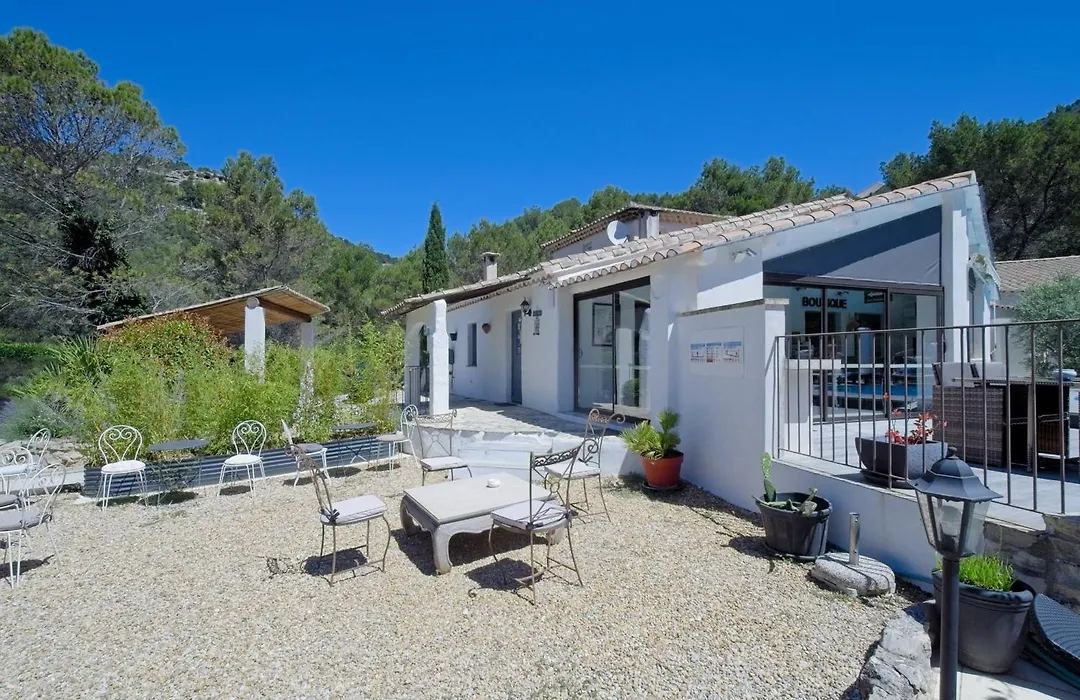 B&B Villa Chante Coucou-1